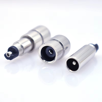 Συνεχής ρεύμα και Jack Adapter για φόρτιση και σύνδεσμο